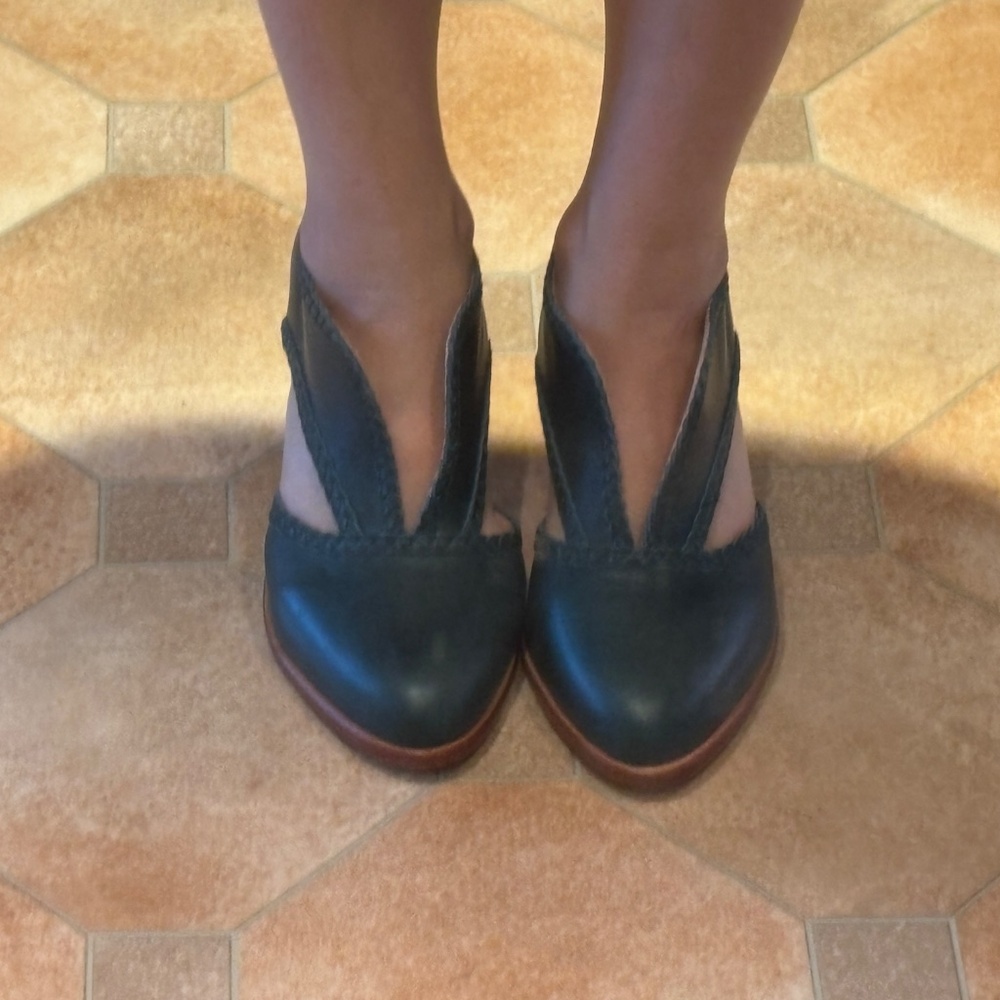Bali ELF Spirit Walker Booties, Dark Green